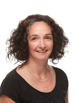 Linda Beauceron, Ingénieure, analyste programmeuse